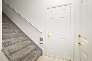 9621 Lakeside Dr, Ypsilanti, MI 48197 - Photo 3