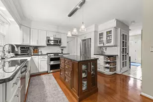 12072 Pembrooke Cir, South Lyon, MI 48178 - Photo 19