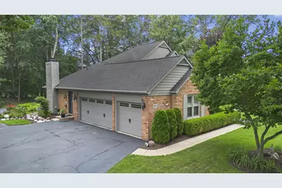 12072 Pembrooke Circle, South Lyon, MI 48178 - Photo 3