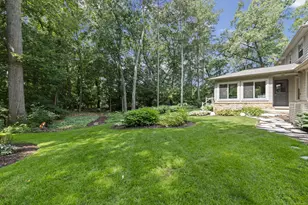 12072 Pembrooke Cir, South Lyon, MI 48178 - Photo 61