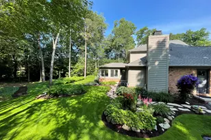 12072 Pembrooke Cir, South Lyon, MI 48178 - Photo 53
