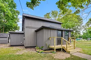 216 W Cushman St, Three Rivers, MI 49093 - Photo 21