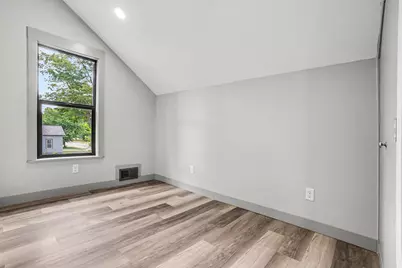 216 W Cushman Street, Three Rivers, MI 49093 - Photo 15
