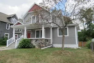 22 N Wabash Ave, Battle Creek, MI 49017 - Photo 3