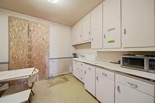 414 Division St, Adrian, MI 49221 - Photo 31