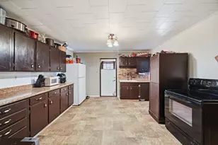 414 Division St, Adrian, MI 49221 - Photo 11