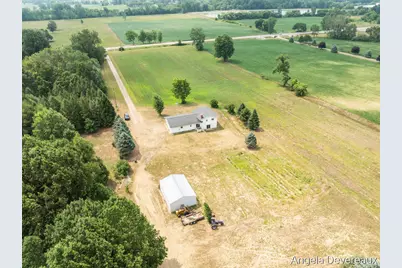 2637 17 Mile Road, Kent City, MI 49330 - Photo 37