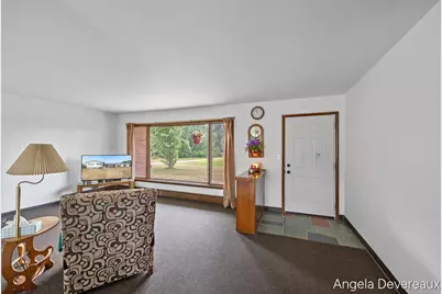2637 17 Mile Road, Kent City, MI 49330 - Photo 15