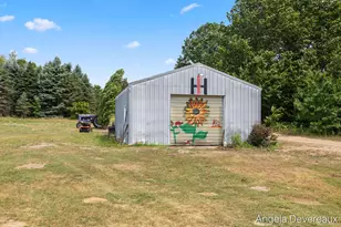 2637 17 Mile Rd, Kent City, MI 49330 - Photo 29