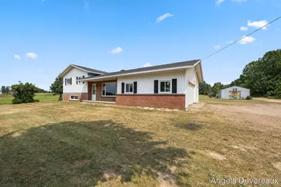 2637 17 Mile Road, Kent City, MI 49330 - Photo 3