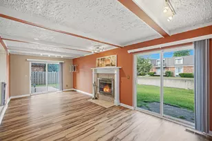 30701 Ventura St, Southfield, MI 48076 - Photo 5