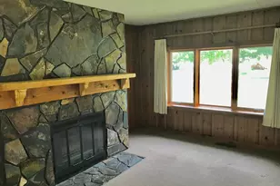 740 White Pigeon St, Constantine, MI 49042 - Photo 9