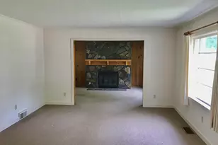 740 White Pigeon St, Constantine, MI 49042 - Photo 7