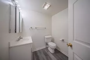 2472 Hawks Rd, Ann Arbor, MI 48108 - Photo 9