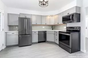 1036 N Maple Rd, Ann Arbor, MI 48103 - Photo 11