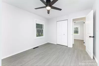 1036 N Maple Road, Ann Arbor, MI 48103 - Photo 13