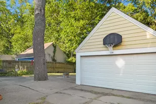 1236 Benjamin Ave SE, Grand Rapids, MI 49506 - Photo 49