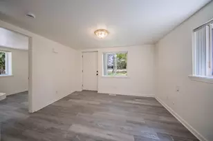 2472 Hawks Rd, Ann Arbor, MI 48108 - Photo 3