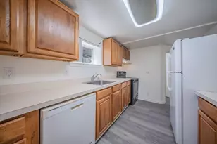 2472 Hawks Rd, Ann Arbor, MI 48108 - Photo 7