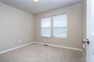 635 Rockway Dr, Linden, MI 48451 - Photo 37