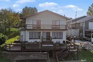 70219 Hilltop Dr, Union, MI 49130 - Photo 5