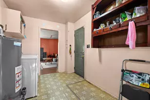 136 Charleston Ave, Battle Creek, MI 49037 - Photo 15