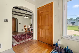 136 Charleston Ave, Battle Creek, MI 49037 - Photo 3