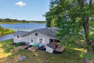 9582 N Shore Dr, Evart, MI 49631 - Photo 1