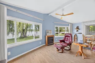 9582 N Shore Dr, Evart, MI 49631 - Photo 15