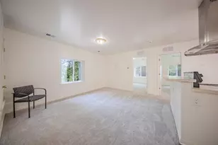 2472 Hawks Ave, Ann Arbor, MI 48108 - Photo 5