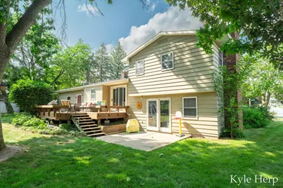 1038 Ferris Street NW, Grand Rapids, MI 49544 - Photo 43
