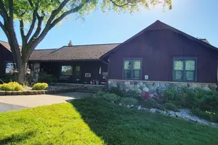 9757 Kaiser Rd, Saline, MI 48176 - Photo 1