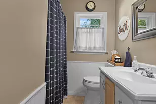 272 W 23rd St, Holland, MI 49423 - Photo 9