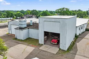 525 N 20th St, Battle Creek, MI 49037 - Photo 1