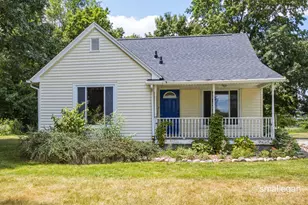 4005 Hendershot Ave NW, Grand Rapids, MI 49544 - Photo 1