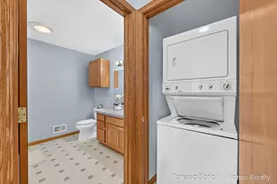 1533 Castlemaine Dr, Zeeland, MI 49464 - Photo 19