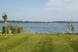 201 Lakeside Dr, Quincy, MI 49082 - Photo 9