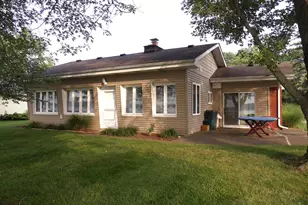 201 Lakeside Dr, Quincy, MI 49082 - Photo 5