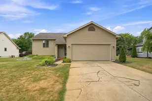 6108 Thorncliff Dr, Swartz Creek, MI 48473 - Photo 3