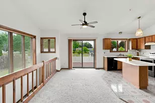 6108 Thorncliff Dr, Swartz Creek, MI 48473 - Photo 9