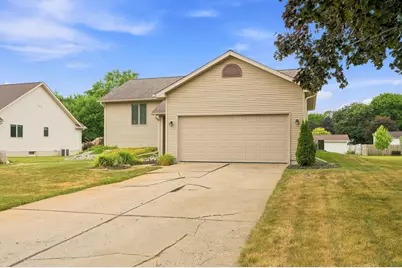 6108 Thorncliff Drive, Swartz Creek, MI 48473 - Photo 1