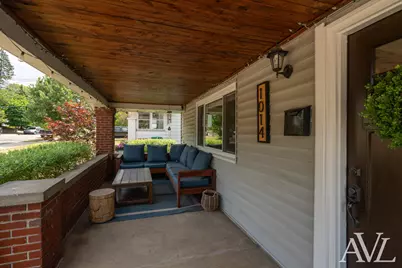 1014 Crescent Street NE, Grand Rapids, MI 49503 - Photo 3
