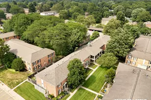 2502 Village Dr SE, Grand Rapids, MI 49506 - Photo 37