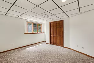 217 Parkside Dr, Zeeland, MI 49464 - Photo 21