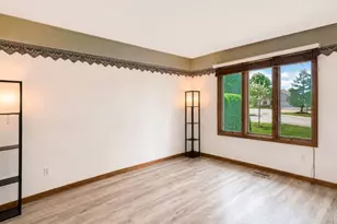 217 Parkside Dr, Zeeland, MI 49464 - Photo 17