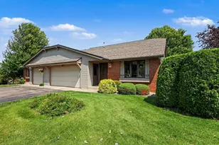 217 Parkside Dr, Zeeland, MI 49464 - Photo 1