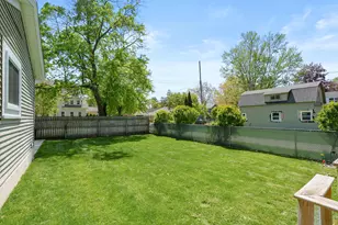 220 S Anderson St, Plainwell, MI 49080 - Photo 31