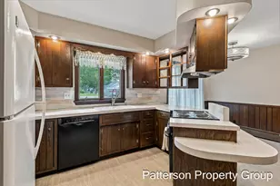 5087 Lake Harbor Rd, Norton Shores, MI 49441 - Photo 11