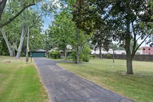 4069 Richmond St NW, Grand Rapids, MI 49534 - Photo 33