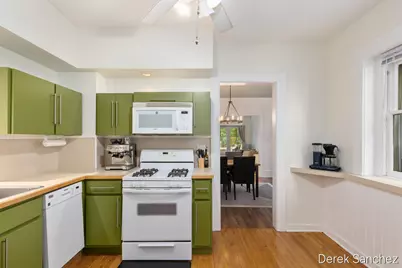 110 Fitzhugh Avenue SE, Grand Rapids, MI 49506 - Photo 11